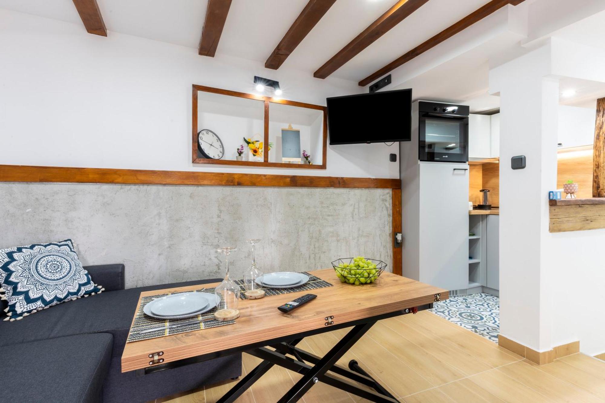 Bobevata Guest House - Floor 1 - Stunning View Old Town Veliko Tarnovo Exterior photo