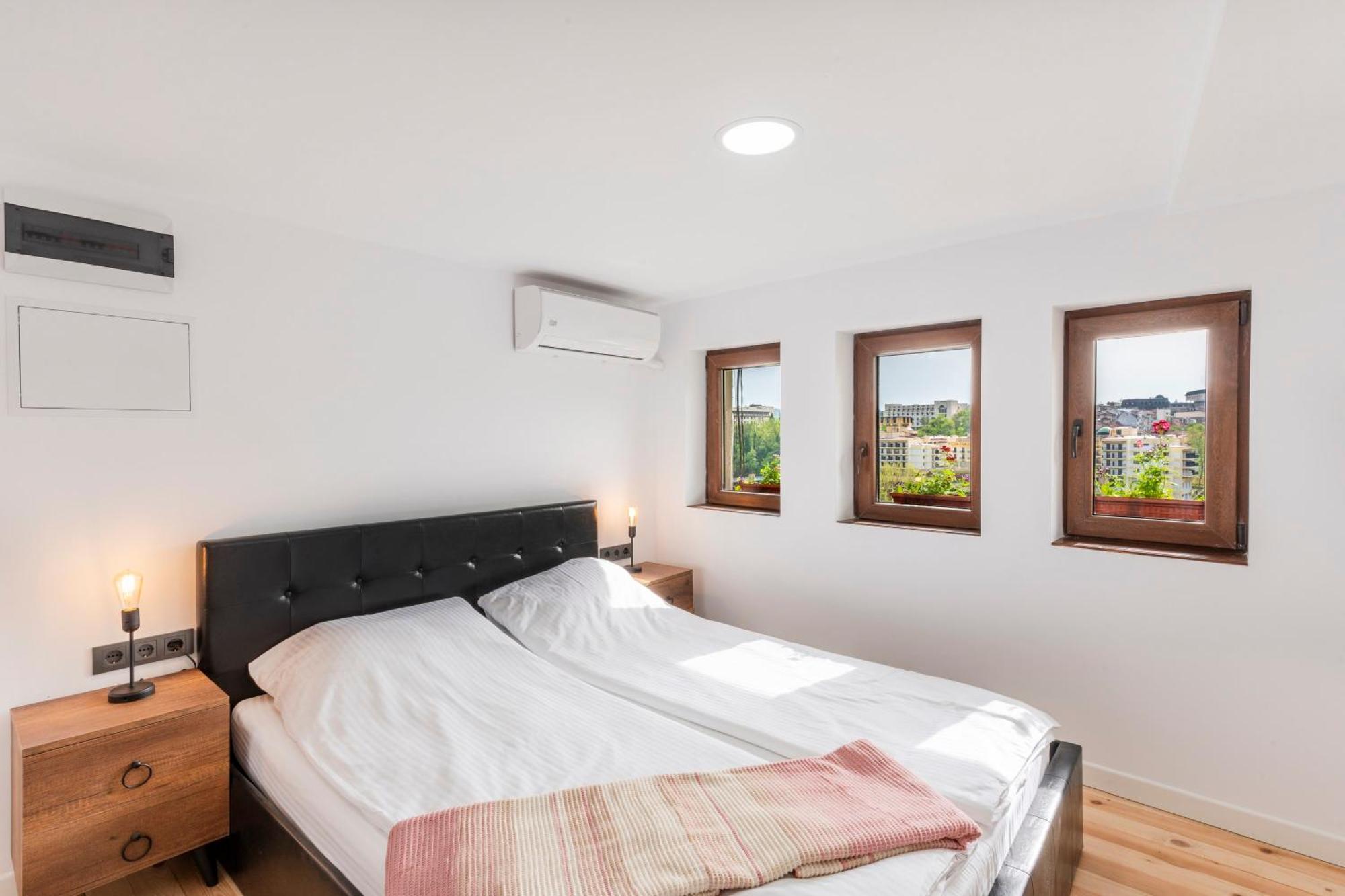 Bobevata Guest House - Floor 1 - Stunning View Old Town Veliko Tarnovo Exterior photo
